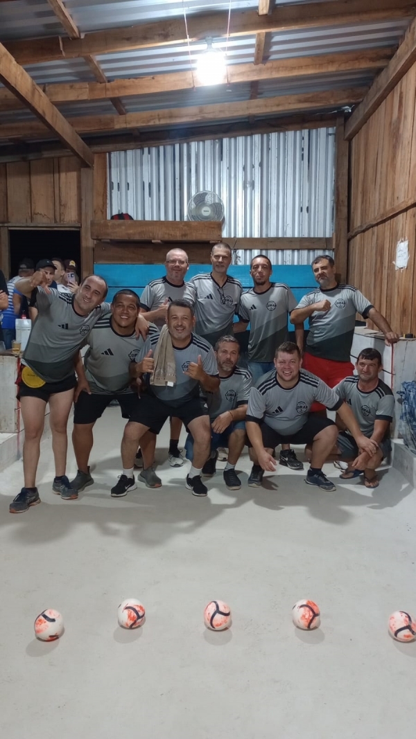 Cohab A abre vantagem na final do Entre Canchas de Areia