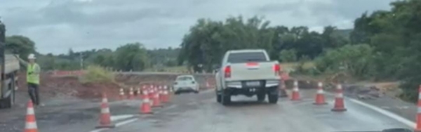 Trânsito é liberado para carros e pequenos caminhões na RSC 287