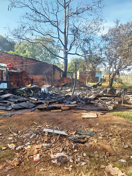 Suspeito de incendiar casa é preso