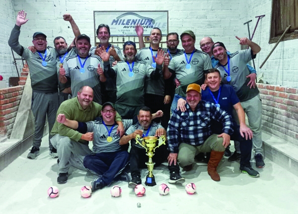 Bocha de areia volta quarta-feira com três jogos