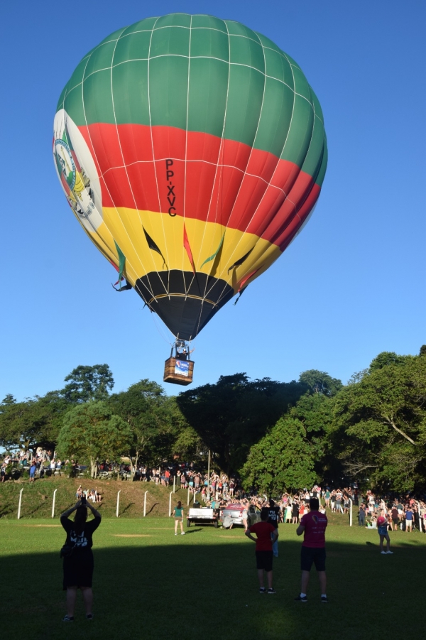 Festival de Balonismo de Venâncio começou nesta quarta-feira