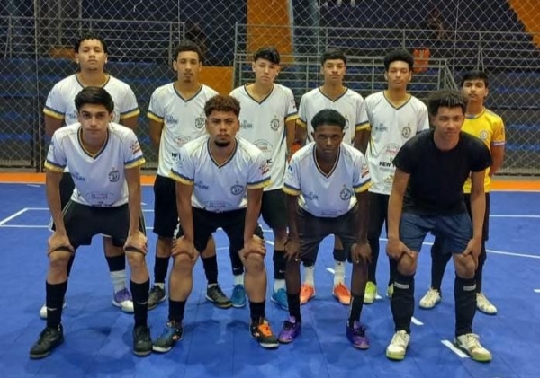 Sub-17 com três jogos nesta segunda-feira no Derlizão 