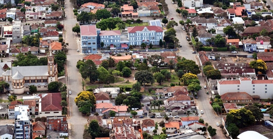 Morador mapeia terrenos abandonados no Santo Antônio 