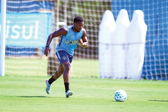 Gustavo Martins é a nova baixa