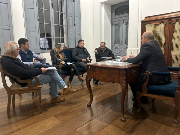 Governo e DM chegam a acordo para retomar obras