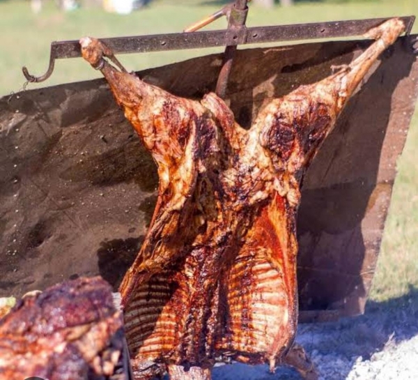 Cancelado o concurso de churrasco de ovelha da Fenovinos