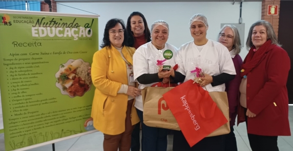Escola Liberato vence etapa regional do Nutrindo a Educação