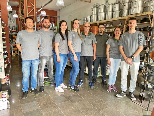 Ferragem Santa Cruz: tradição familiar de 62 anos na Zona Norte