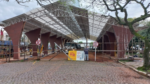 Rua Coberta é liberada, mas não está pronta