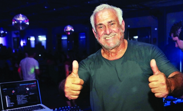 Cachoeira se prepara para a noite da virada