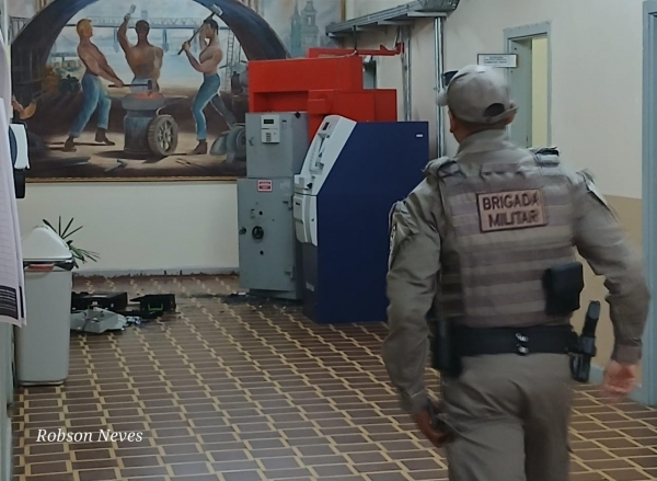 Caixa eletrônico é arrombado em prédio da Prefeitura de Cachoeira do Sul 