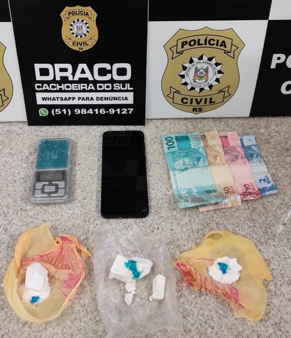 Mulher é presa pela Polícia Civil no Bairro Marina 