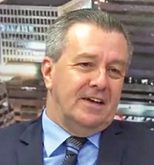 Quando a caneta decide sozinha, a cidade paga a conta