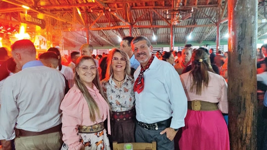 Cachoeira gosta de um fandango