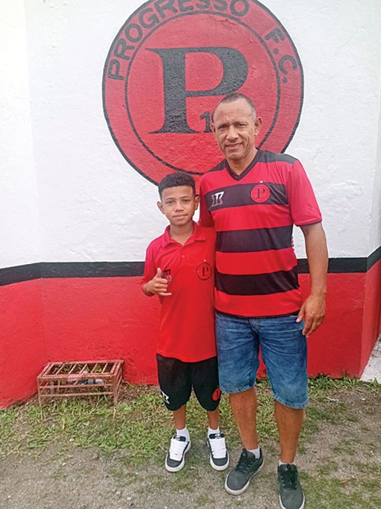 O pai incentiva, o filho acredita