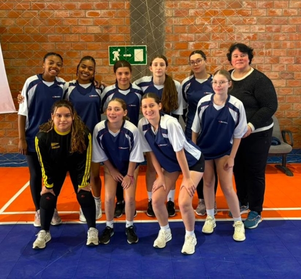 João Neves é campeão no handebol municipal dos Jergs