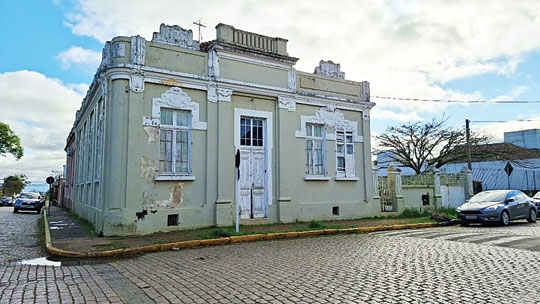 Prédio histórico está em leilão