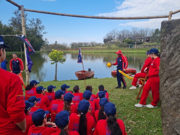 Pequenos bombeiros em Cachoeira do Sul