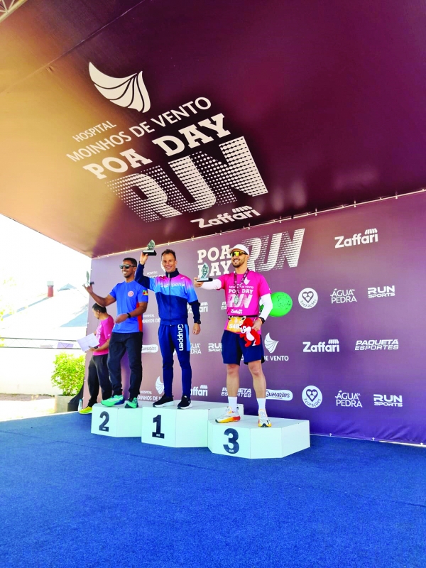 Anderson Hunter vence na Poa Day Run