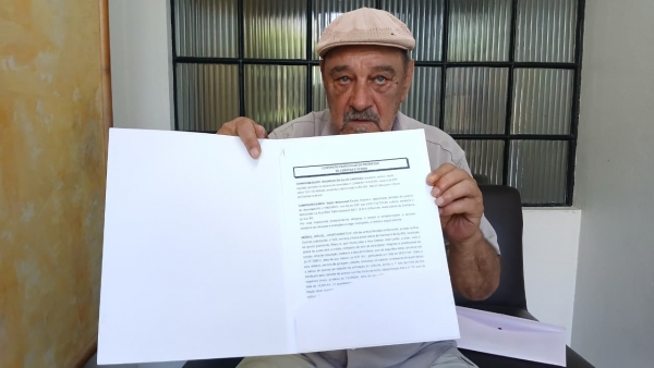 Aposentado perde oportunidade de adquirir casa por demora da Prefeitura
