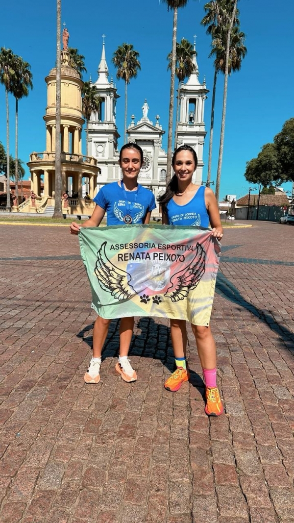 Mariana e Julia conquistam pódios em rústica