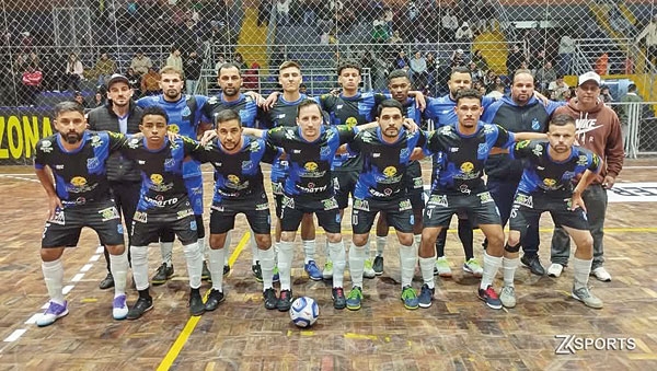 Noite de líder contra lanterna