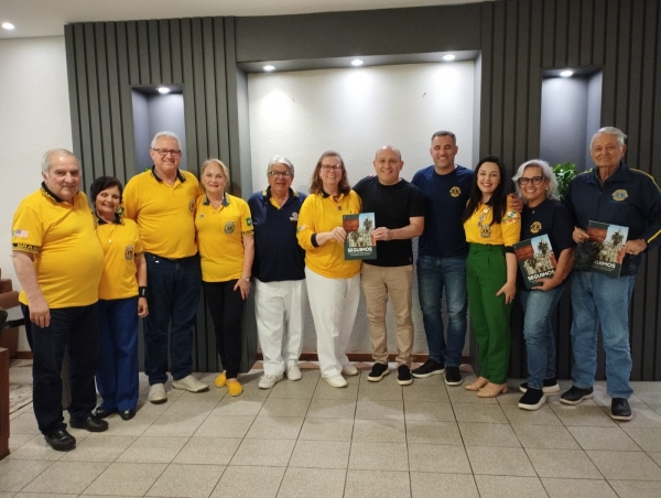 Governadora do Lions em visita ao Jornal do Povo