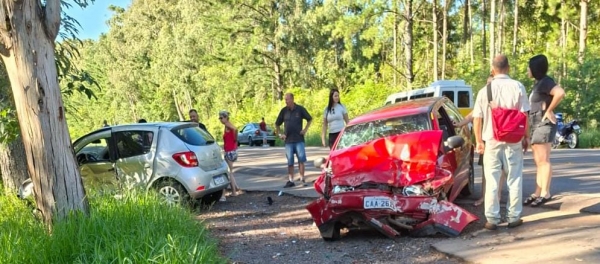 Acidente deixa três feridos na BR 153