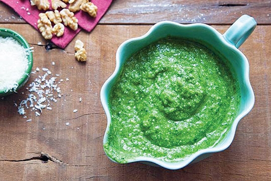 Pesto de manjericão