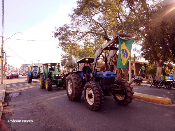 Tratoraço do agro ganha as ruas de Cachoeira do Sul