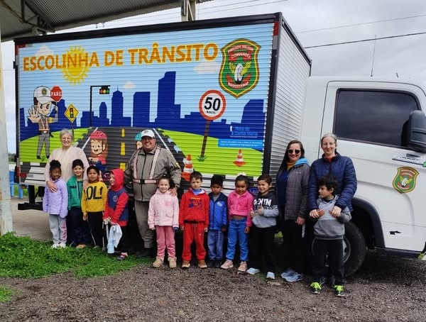 Alunos de Paraíso do Sul aprenderam sobre trânsito