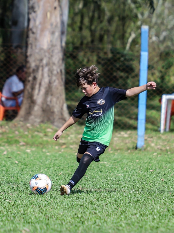 Escola C18 tem jogo decisivo nesta quarta-feira no estádio