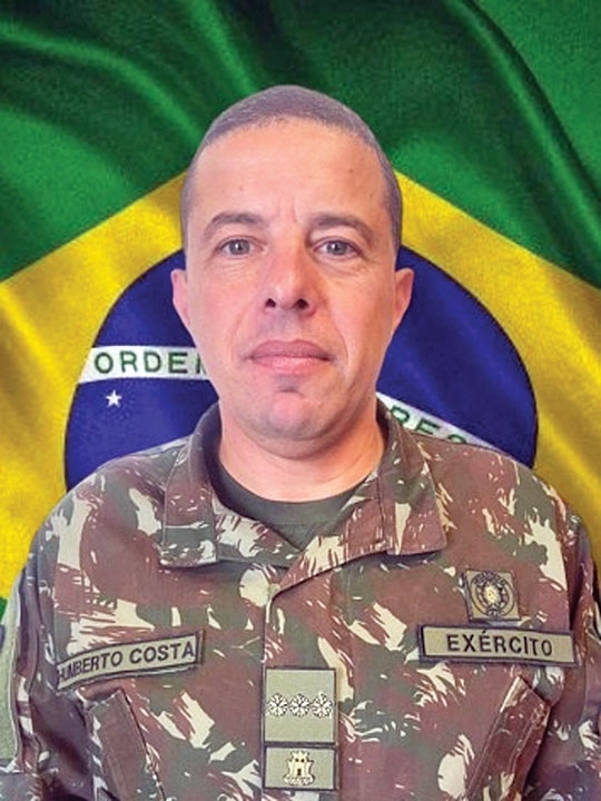 Coronel Humberto Costa tem nova missão no Exército