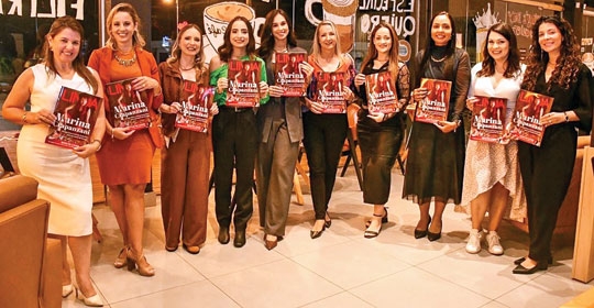 Café com testemunhos da Linda de abril