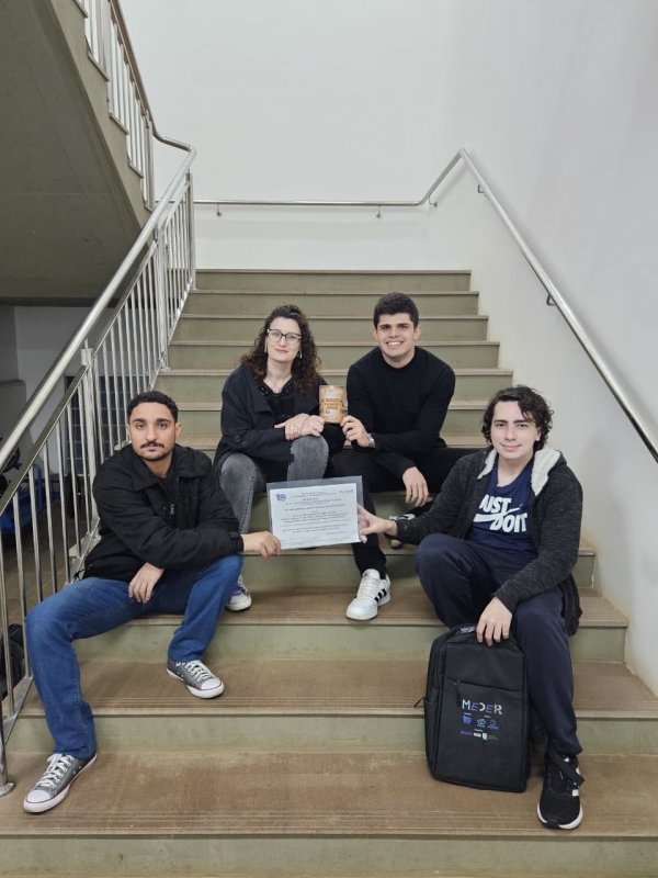 Estudantes da UFSM/Cachoeira recebem medalha de bronze em evento internacional de robótica