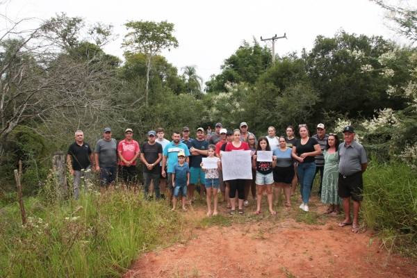 Moradores do Bosque cobram reconstrução de ponte