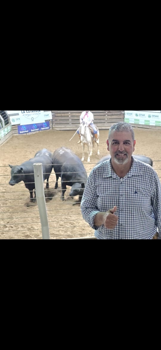 Remate angus vende tudo na Feapec