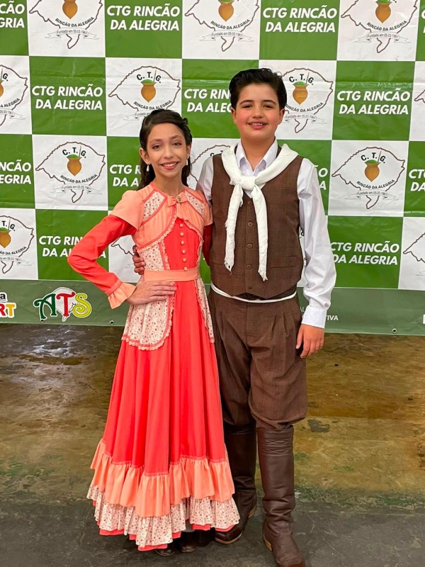 Par do CTG Os Gaudérios é campeão na dança de salão em Santa Cruz 