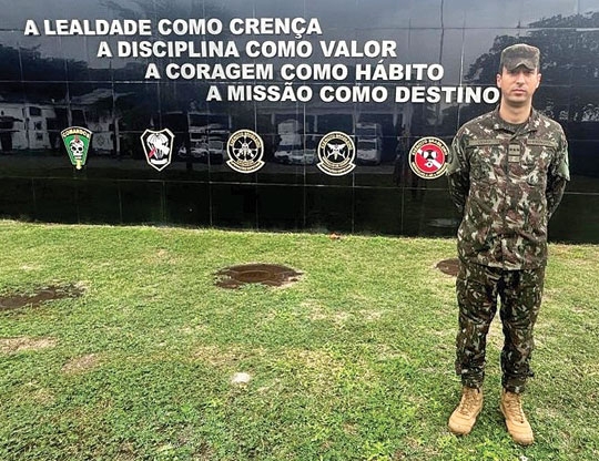 Capitão Cidião concluiu o estágio de mergulho