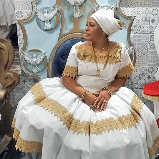 Banho de cheiro para Iemanjá na Praia Nova