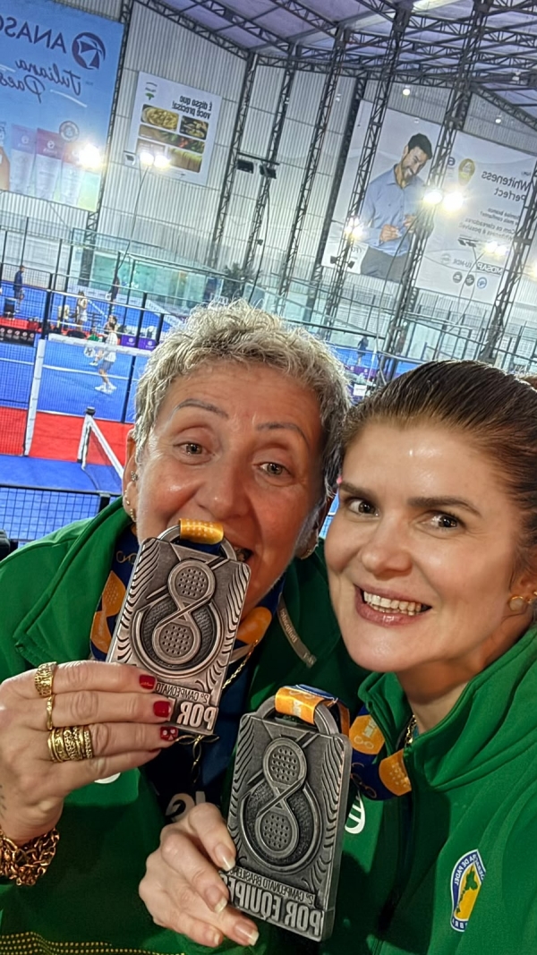 Claudia Freiberg é vice-campeã no Brasileiro de Padel por Equipe 
