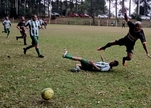 Veterano 45 definirá os finalistas neste sábado