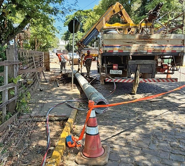 Luz para o Beco dos Trilhos