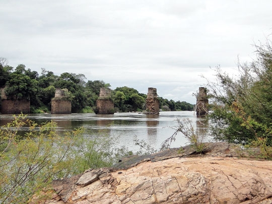 A Charqueada e a ponte