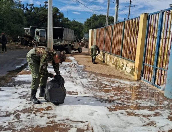 Exército de Cachoeira segue ajudando cidades atingidas pela enchente no RS