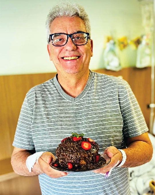 Mahfus passa bem e celebra aniversário