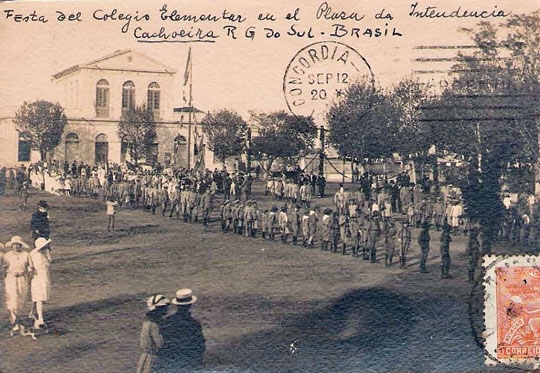Tiroteio na praça