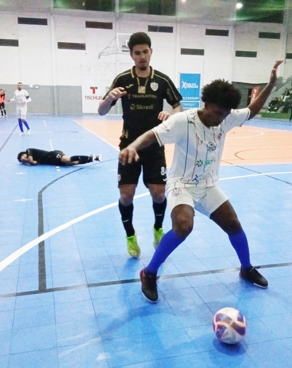 São José é goleado por 5 a 1 pelo sub-20 da ACBF