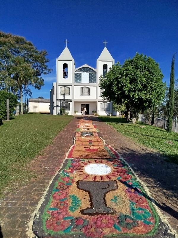 Fé e arte popular no Corpus Christi em Cachoeira do Sul
