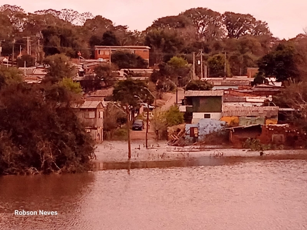 Rio Jacuí baixa e sai da cota de inundação em Cachoeira do Sul 